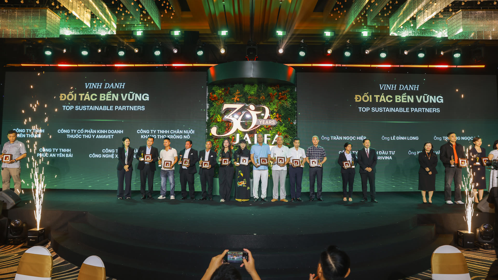Honouring strategic and sustainable partners across three decades.