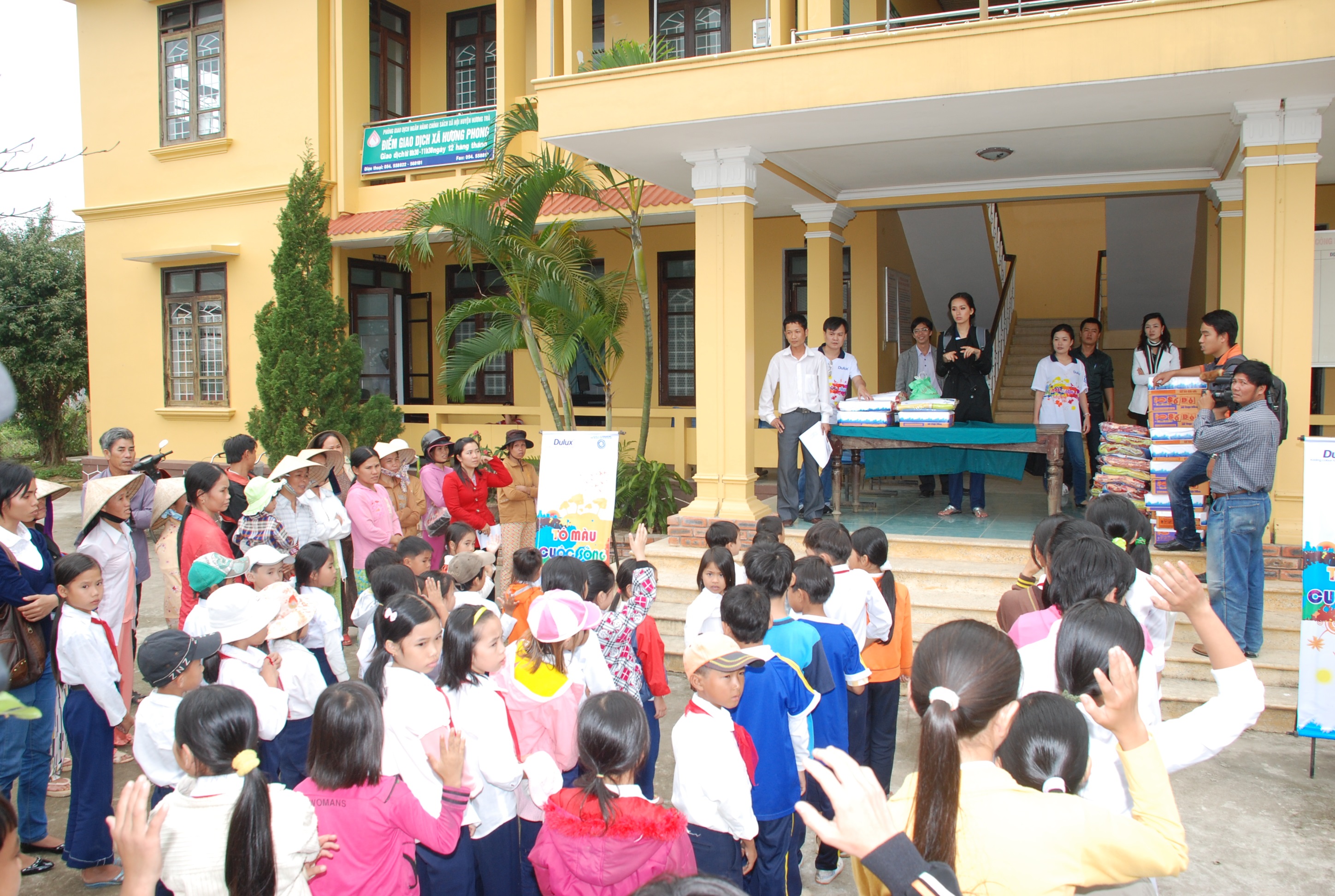Donate to victims of the flood in Huong Can Village, Hue Vietnam
